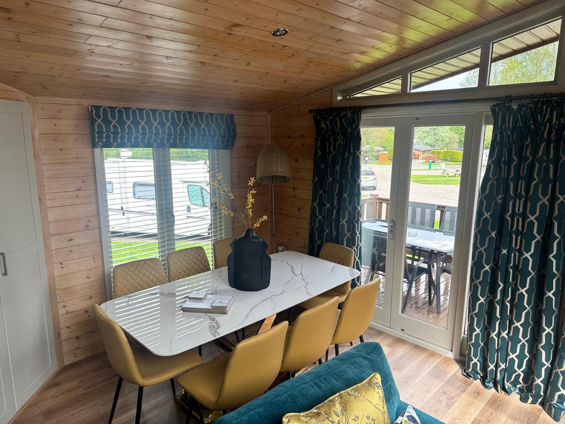 Lomond Woods Holiday Park Balloch Esterno foto